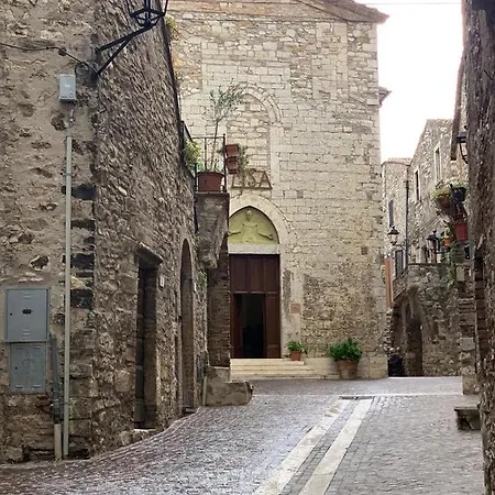 Il Castello Montecchio (Terni)