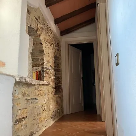 Il Castello شقة